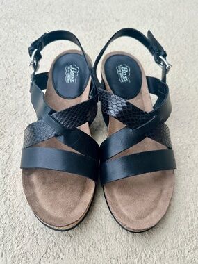 NEW Bass Rita "Go-To-Comfort" Black Leather Sandals, Size 8.5